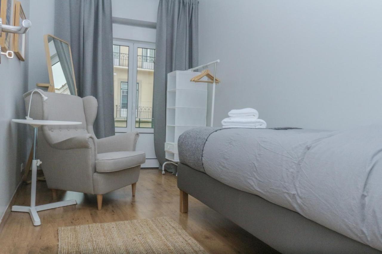 Tejo I Apartment อัลมาดา ภายนอก รูปภาพ